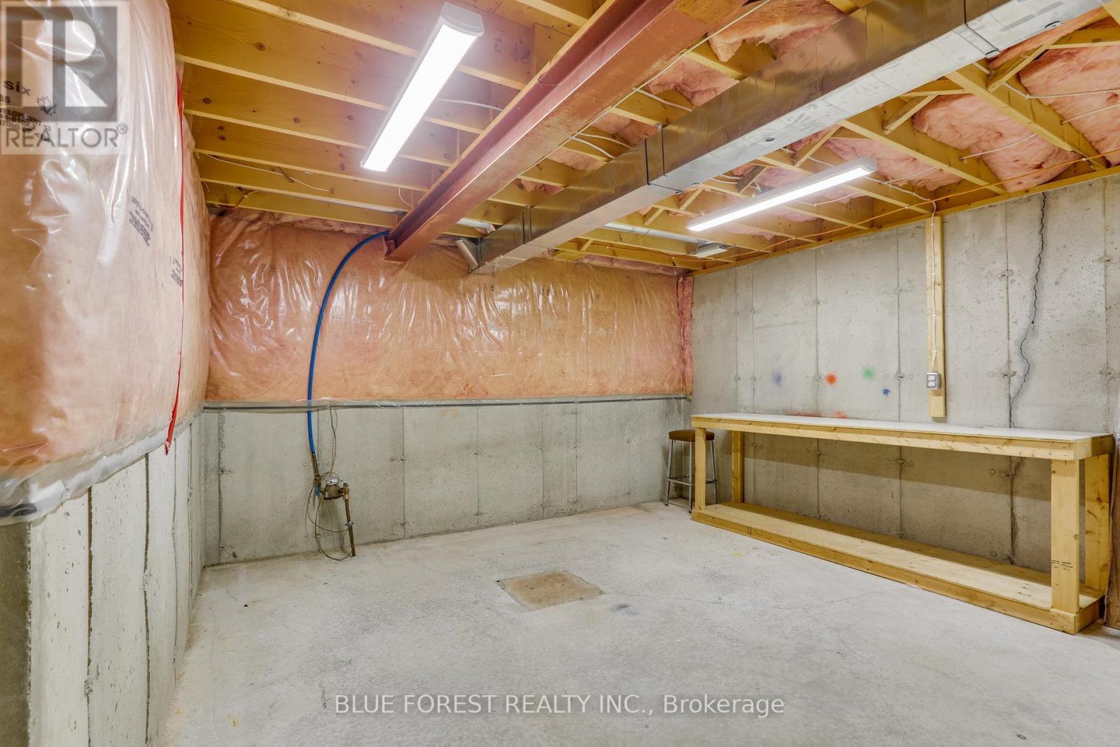 5 - 5 Foxhollow Drive, Thames Centre, Ontario  N0L 1G3 - Photo 32 - X12514096