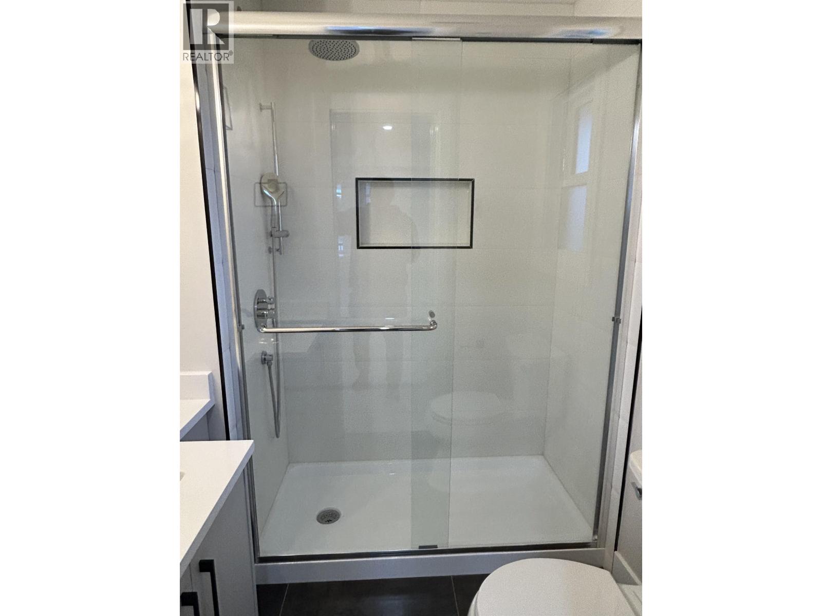 4848 Frances Street, Burnaby, British Columbia V5C 2S4 - Photo 21 - R3065000