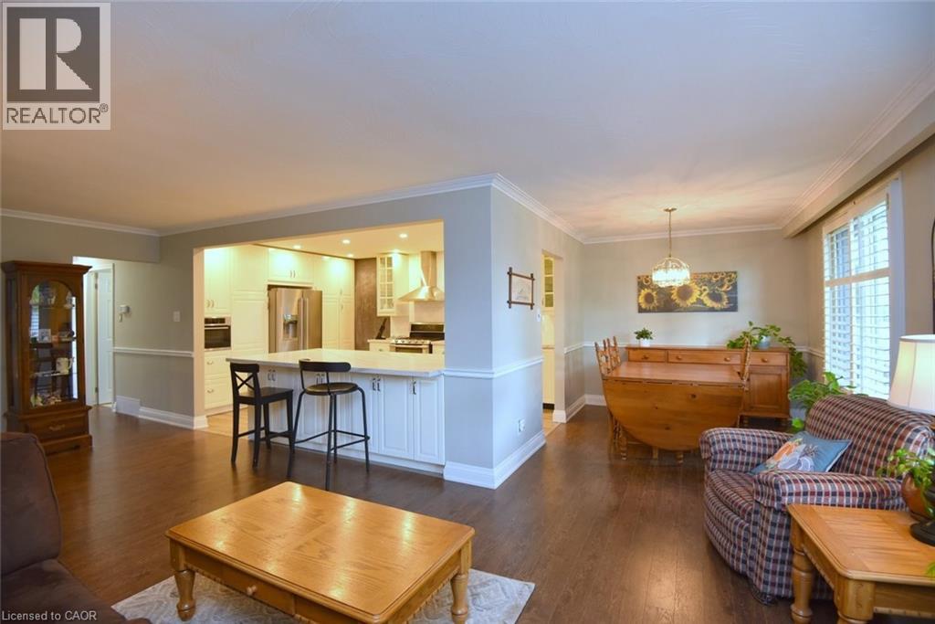 4037 Flemish Drive, Burlington, Ontario  L7L 1Z7 - Photo 9 - 40781962