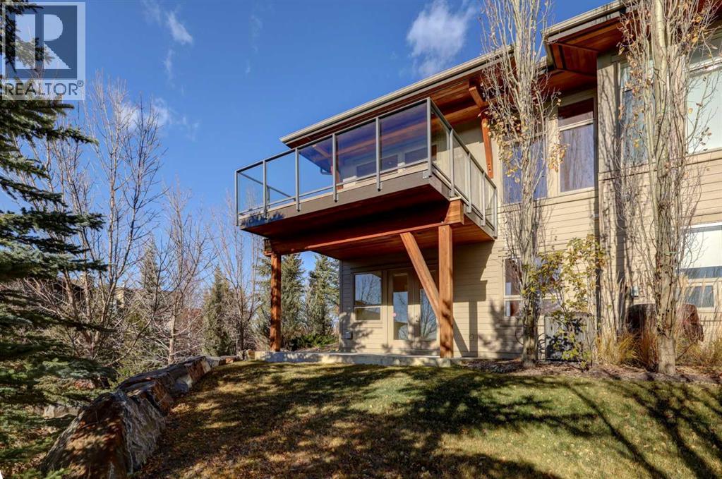 Property at 70 Watermark Villas image 2