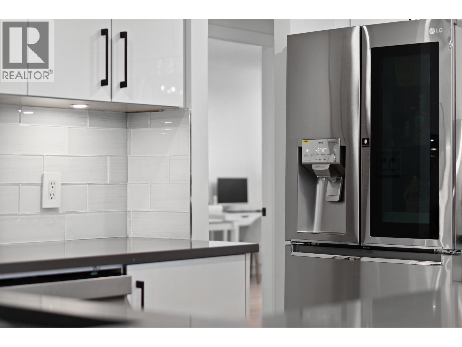 301 789 Jervis Street, Vancouver, British Columbia V6E 2B1 - Photo 14 - R3037353