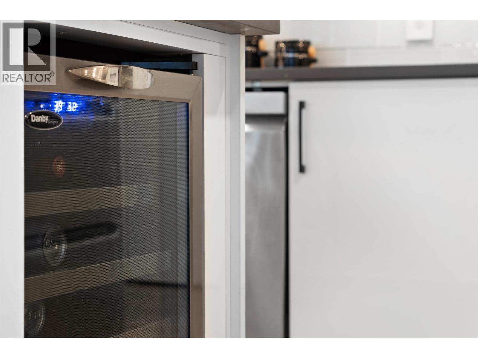 301 789 Jervis Street, Vancouver, British Columbia V6E 2B1 - Photo 13 - R3037353