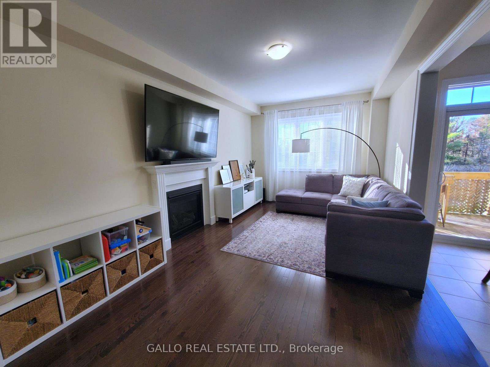 124 Countryman Road, East Gwillimbury, Ontario L9N 0N8 - Photo 8 - N12415535