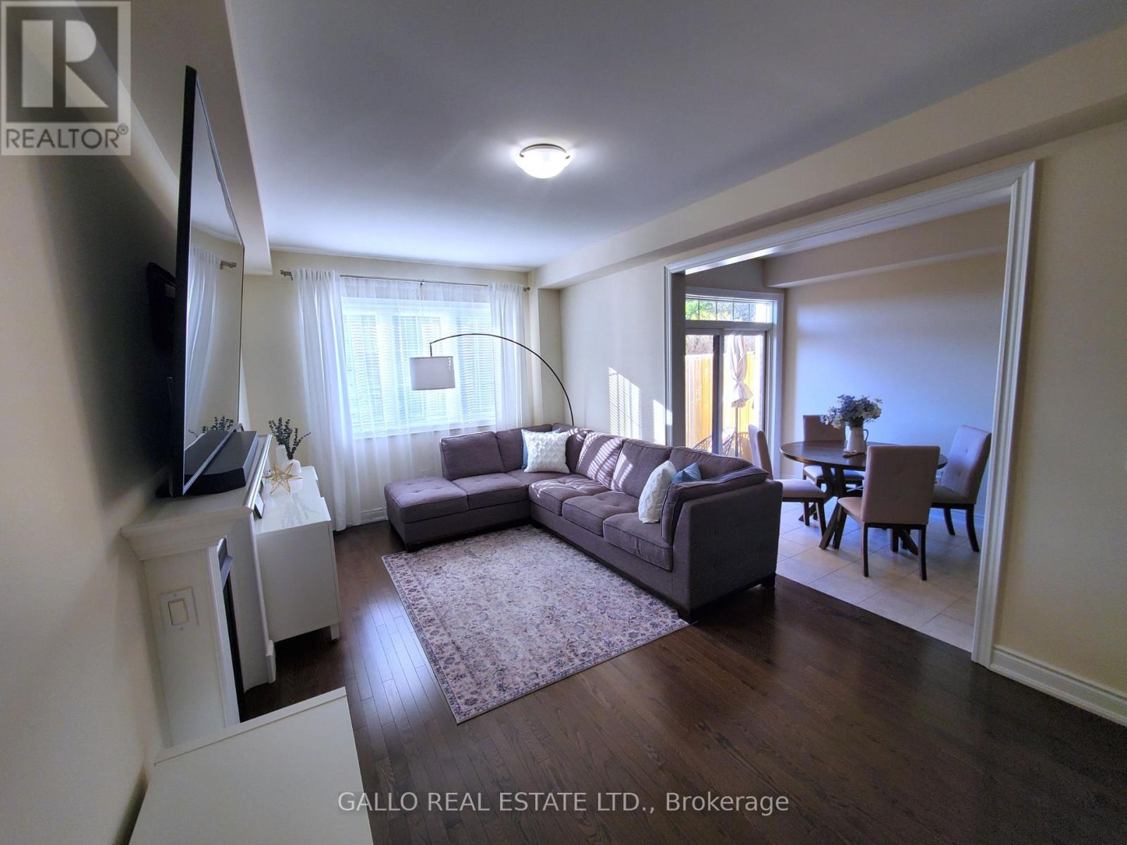 124 Countryman Road, East Gwillimbury, Ontario L9N 0N8 - Photo 9 - N12415535