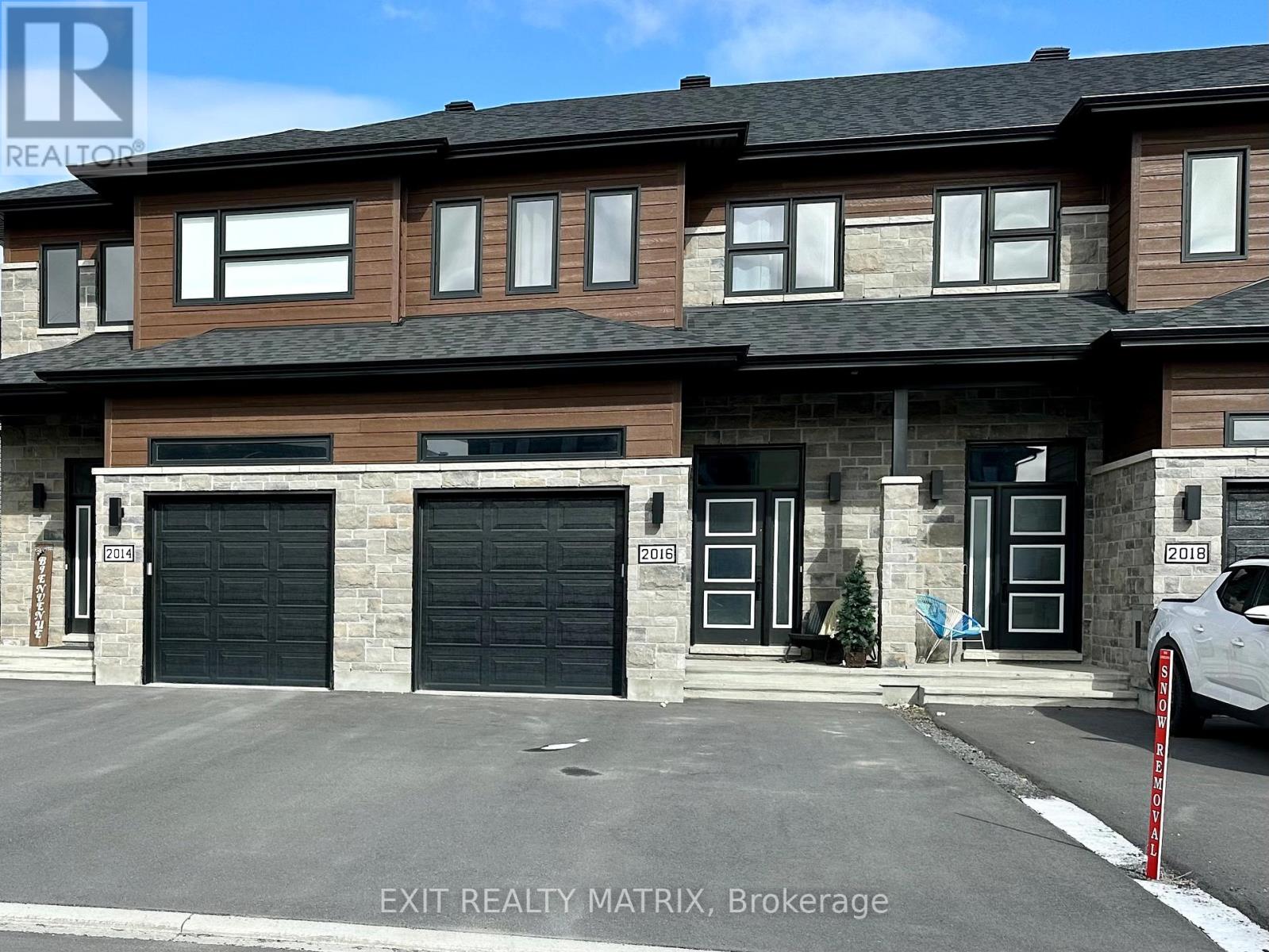 2016 BERNE STREET, Russell, Ontario