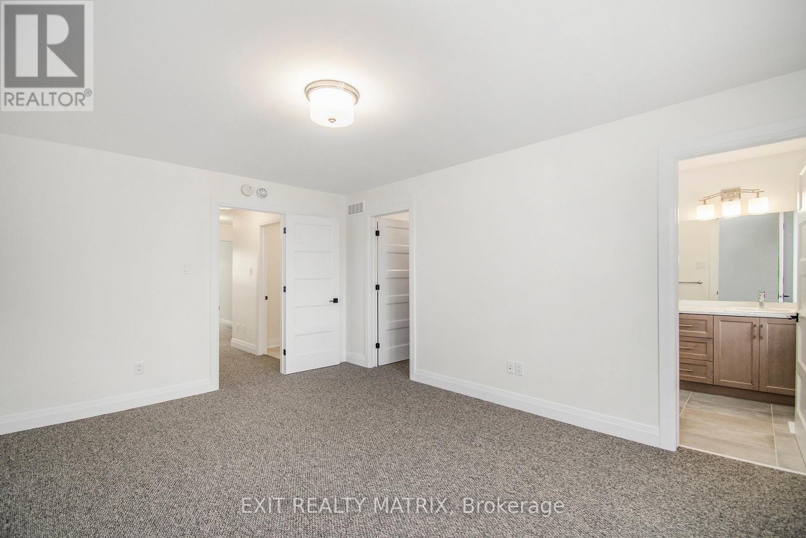 2016 Berne Street, Russell, Ontario K0A 1W0 - Photo 19 - X12514048