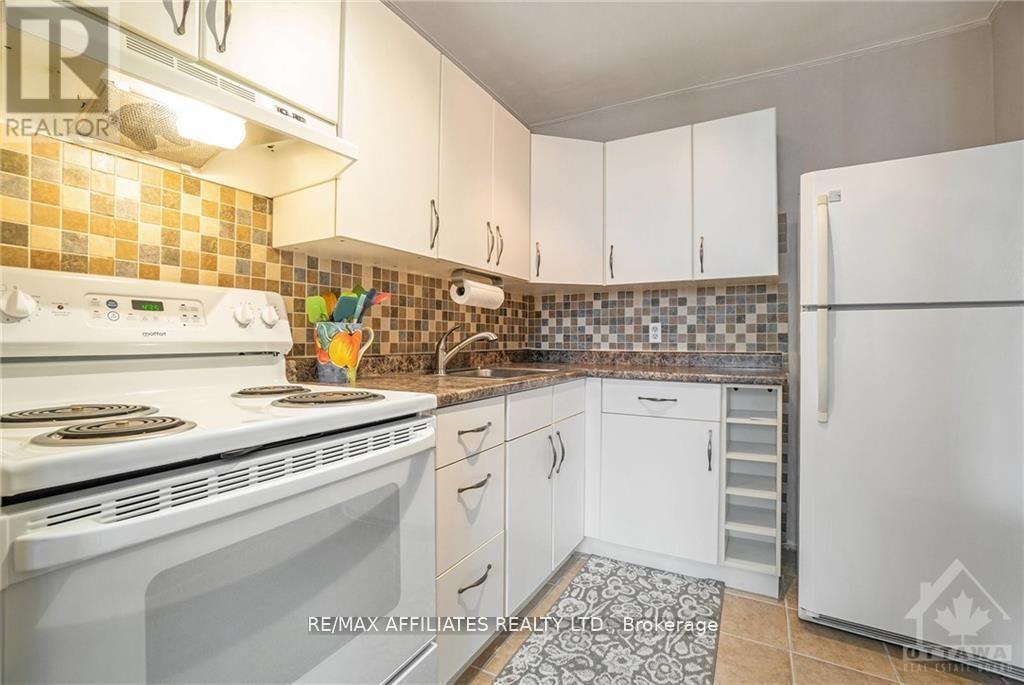 717 - 2000 Jasmine Crescent, Ottawa, Ontario K1J 8K4 - Photo 8 - X12514076
