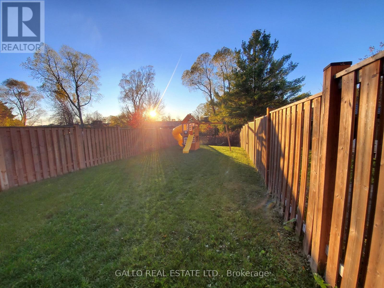 124 Countryman Road, East Gwillimbury, Ontario L9N 0N8 - Photo 32 - N12415535