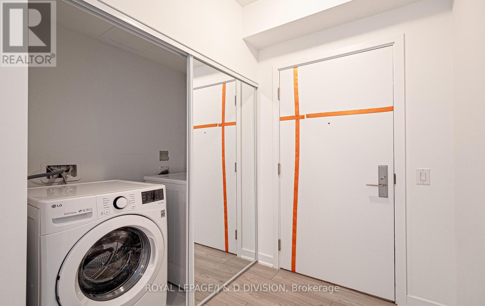 1901 - 120 Parliament Street, Toronto, Ontario  M5A 0N6 - Photo 23 - C12513910