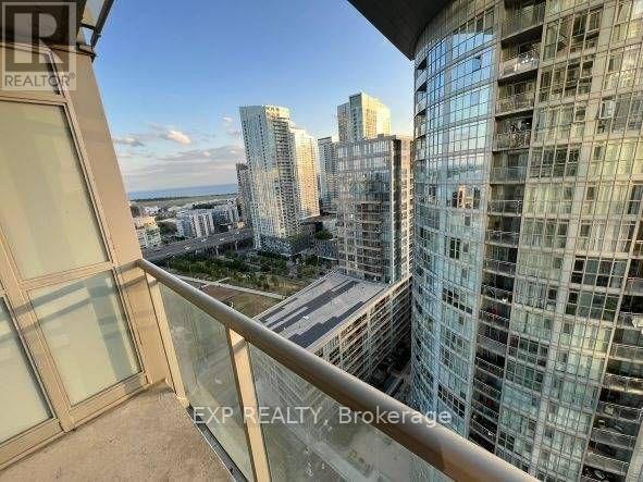 2610 - 15 Iceboat Terrace, Toronto, Ontario  M5V 4A5 - Photo 1 - C12513956