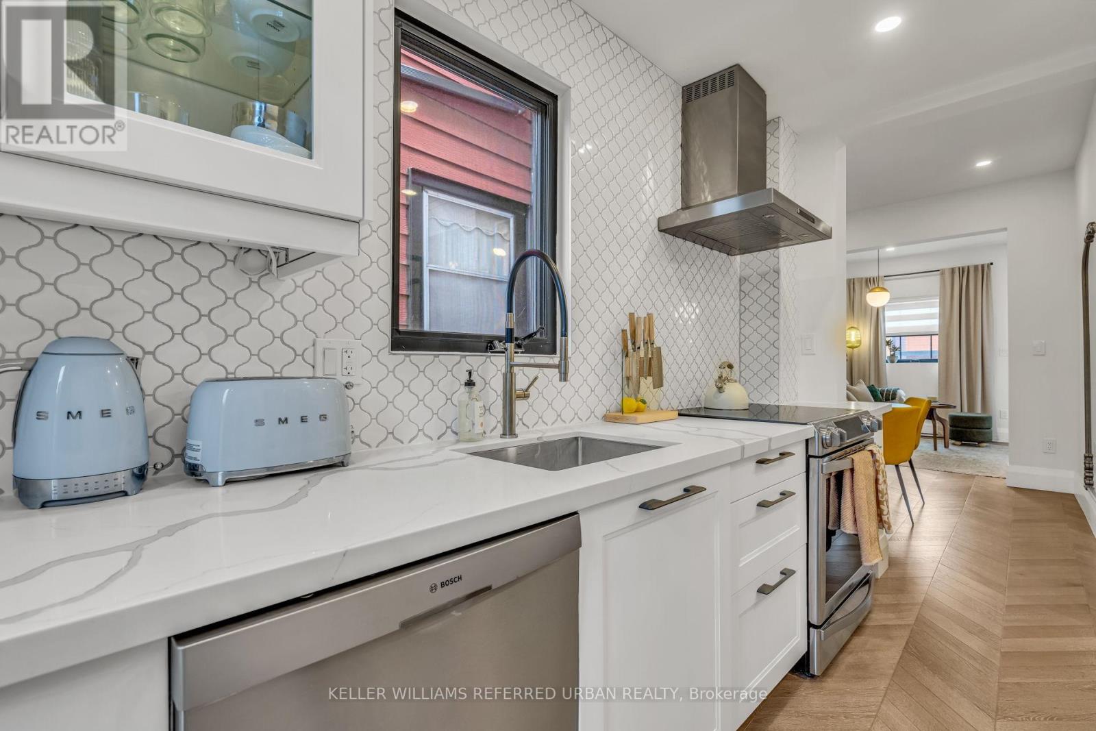 98 Mitchell Avenue, Toronto, Ontario  M6J 1B9 - Photo 18 - C12513968