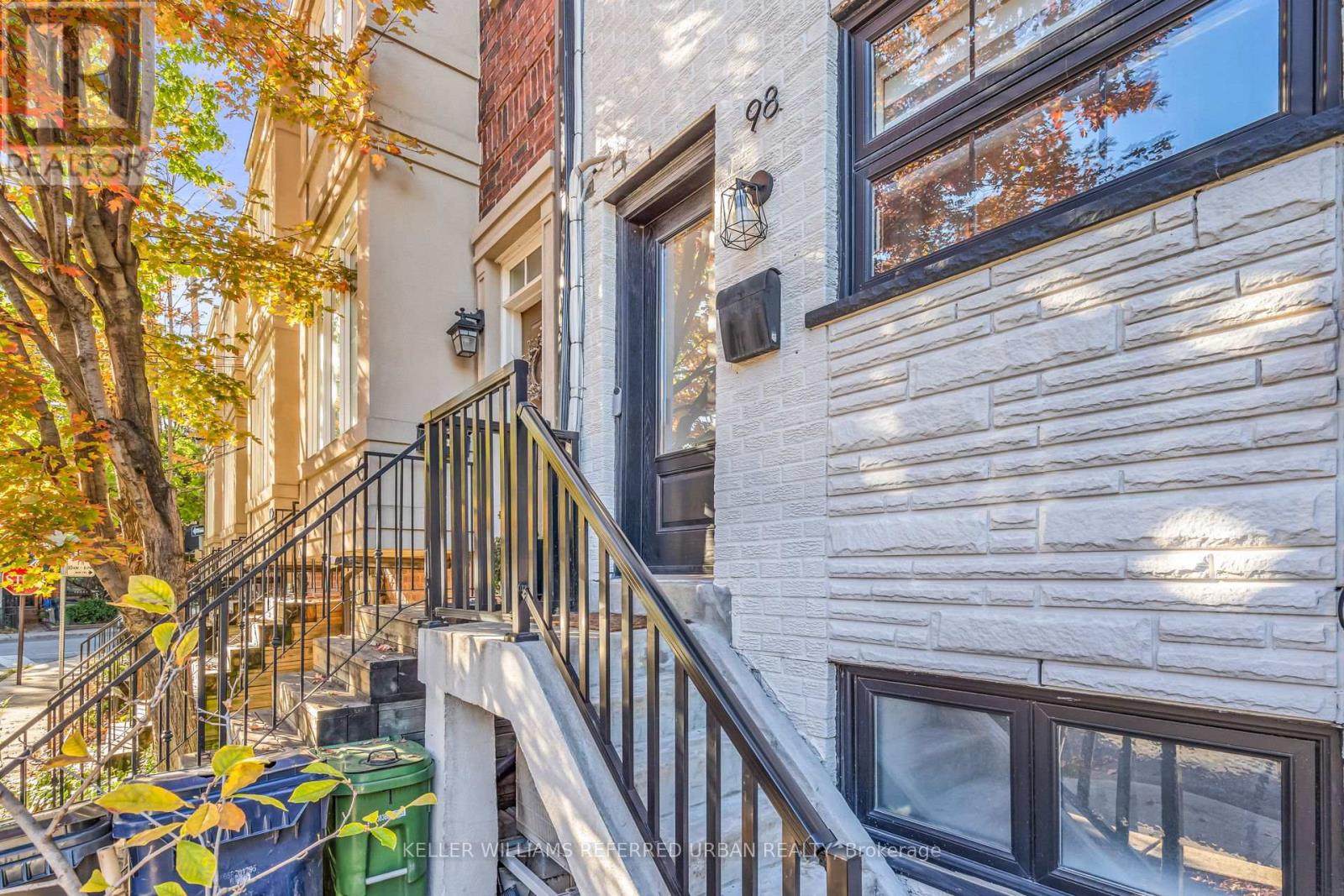 98 Mitchell Avenue, Toronto, Ontario  M6J 1B9 - Photo 4 - C12513968