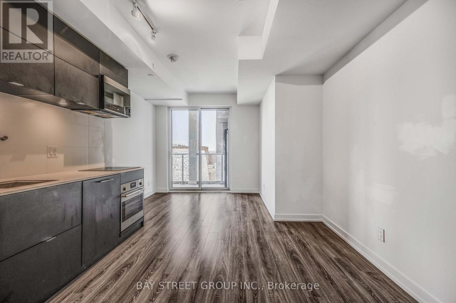 1419 - 20 Edward Street, Toronto, Ontario M5G 1C9 - Photo 3 - C12513978