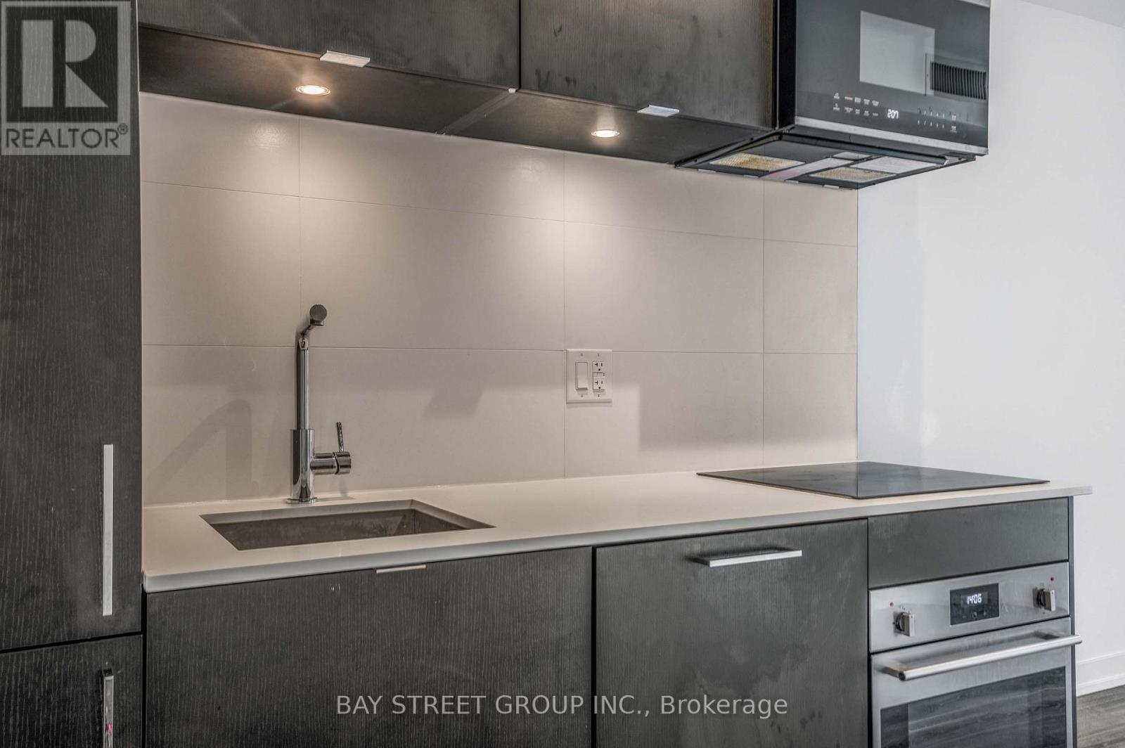 1419 - 20 Edward Street, Toronto, Ontario M5G 1C9 - Photo 9 - C12513978