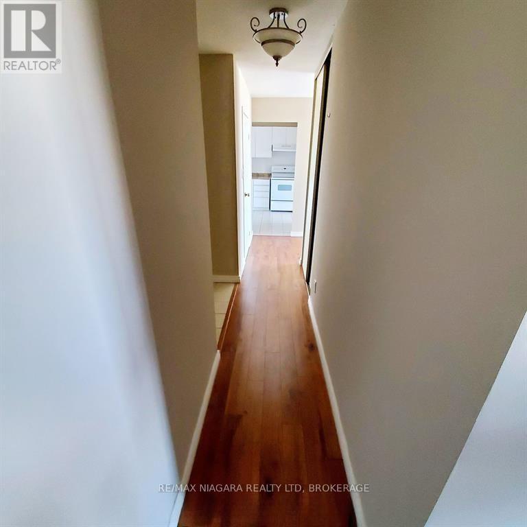 502 - 7 Gale Crescent, St. Catharines, Ontario  L2R 7M8 - Photo 9 - X12514086