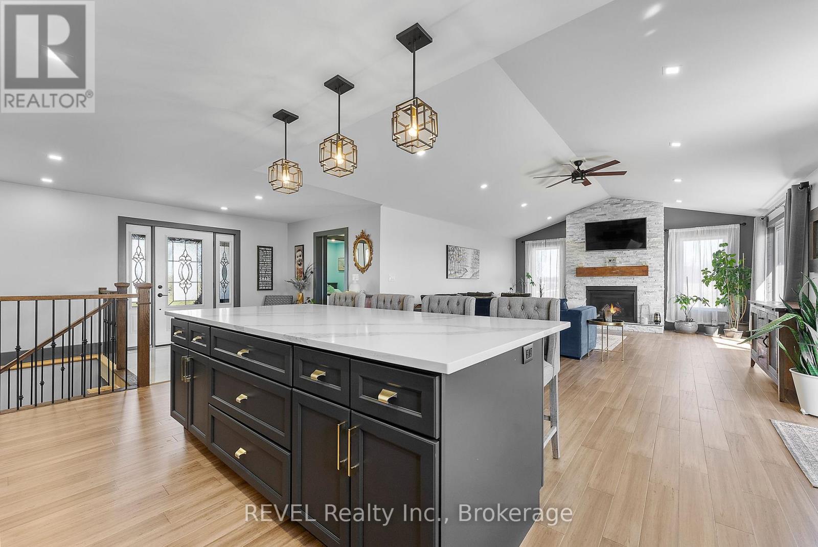 8 Reicheld Road, Haldimand, Ontario N0A 1P0 - Photo 1 - X12514194