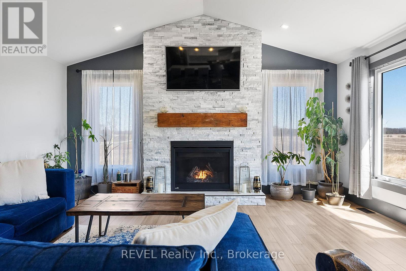 8 Reicheld Road, Haldimand, Ontario N0A 1P0 - Photo 17 - X12514194