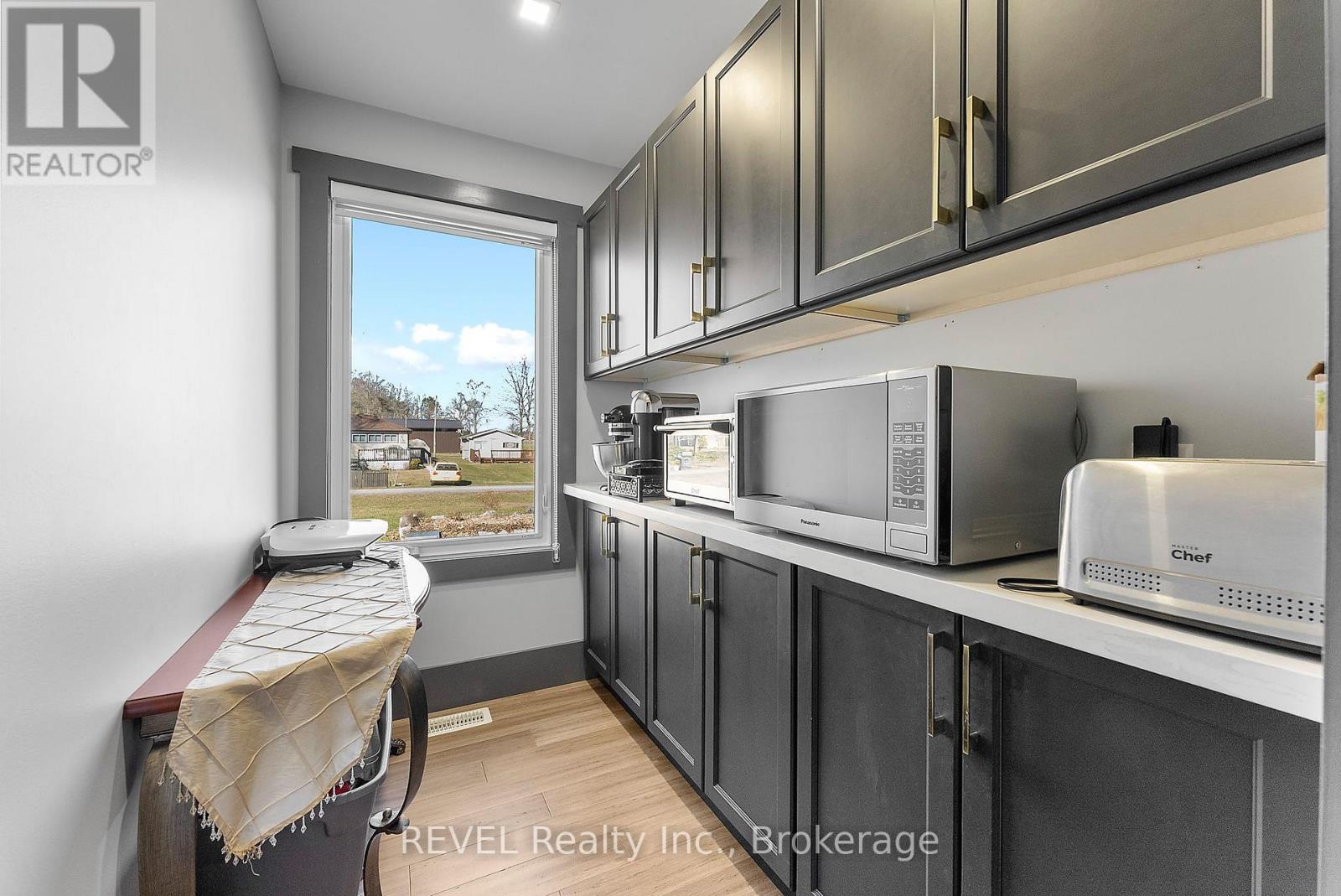 8 Reicheld Road, Haldimand, Ontario N0A 1P0 - Photo 19 - X12514194