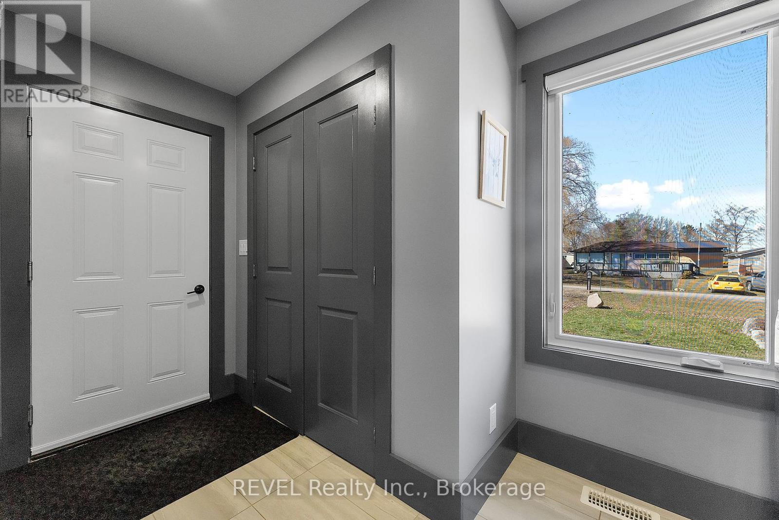 8 Reicheld Road, Haldimand, Ontario N0A 1P0 - Photo 21 - X12514194