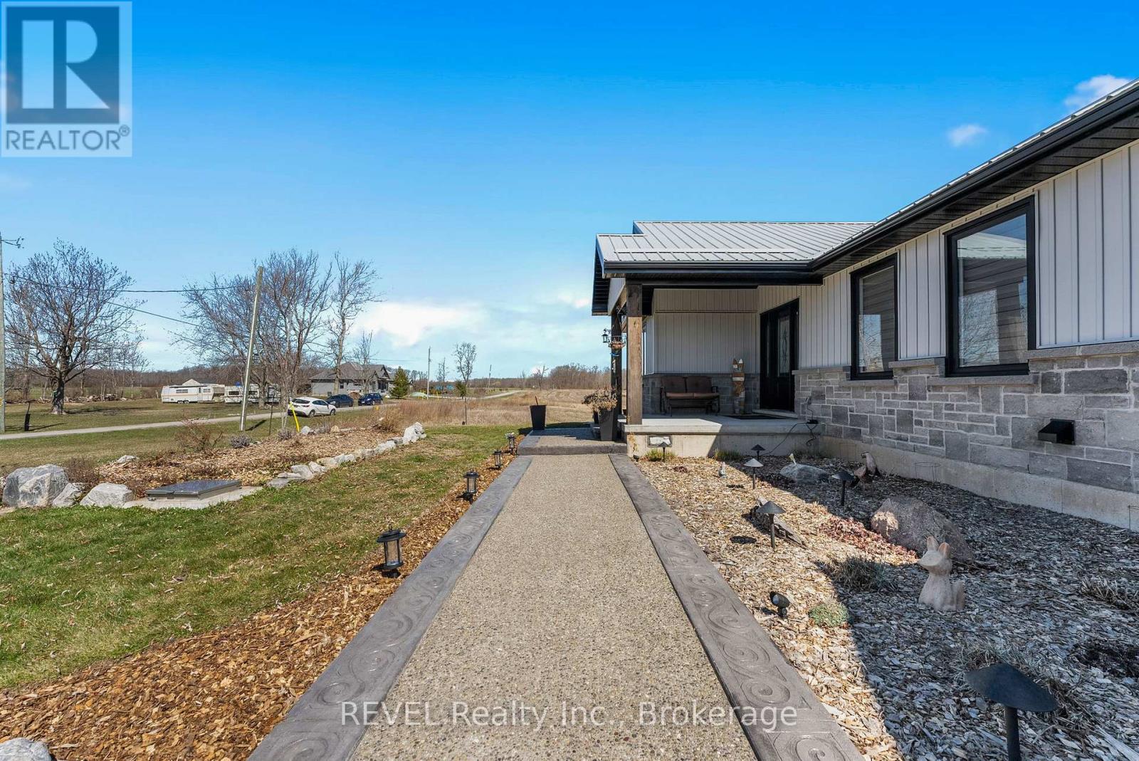 8 Reicheld Road, Haldimand, Ontario N0A 1P0 - Photo 4 - X12514194