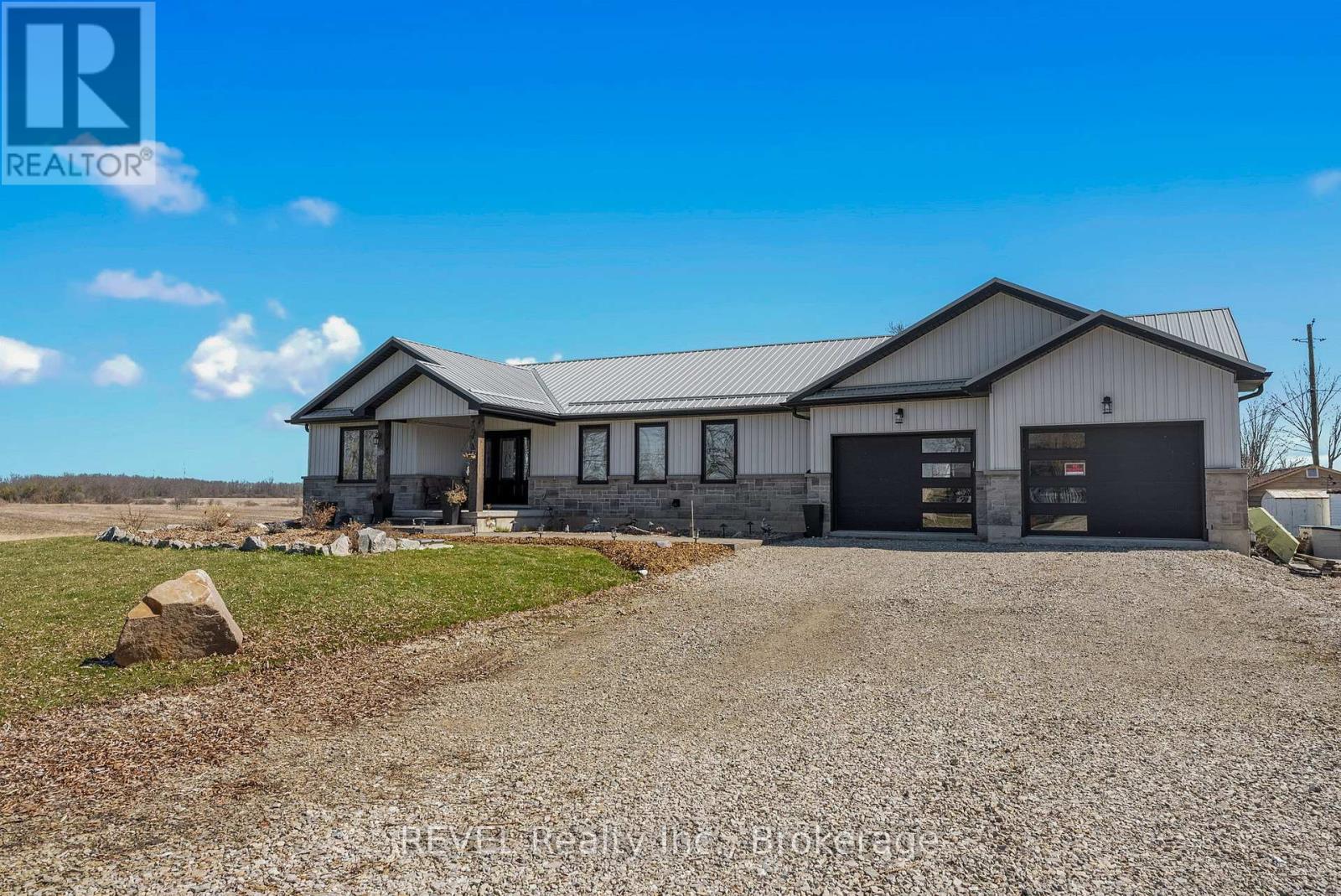 8 Reicheld Road, Haldimand, Ontario N0A 1P0 - Photo 6 - X12514194