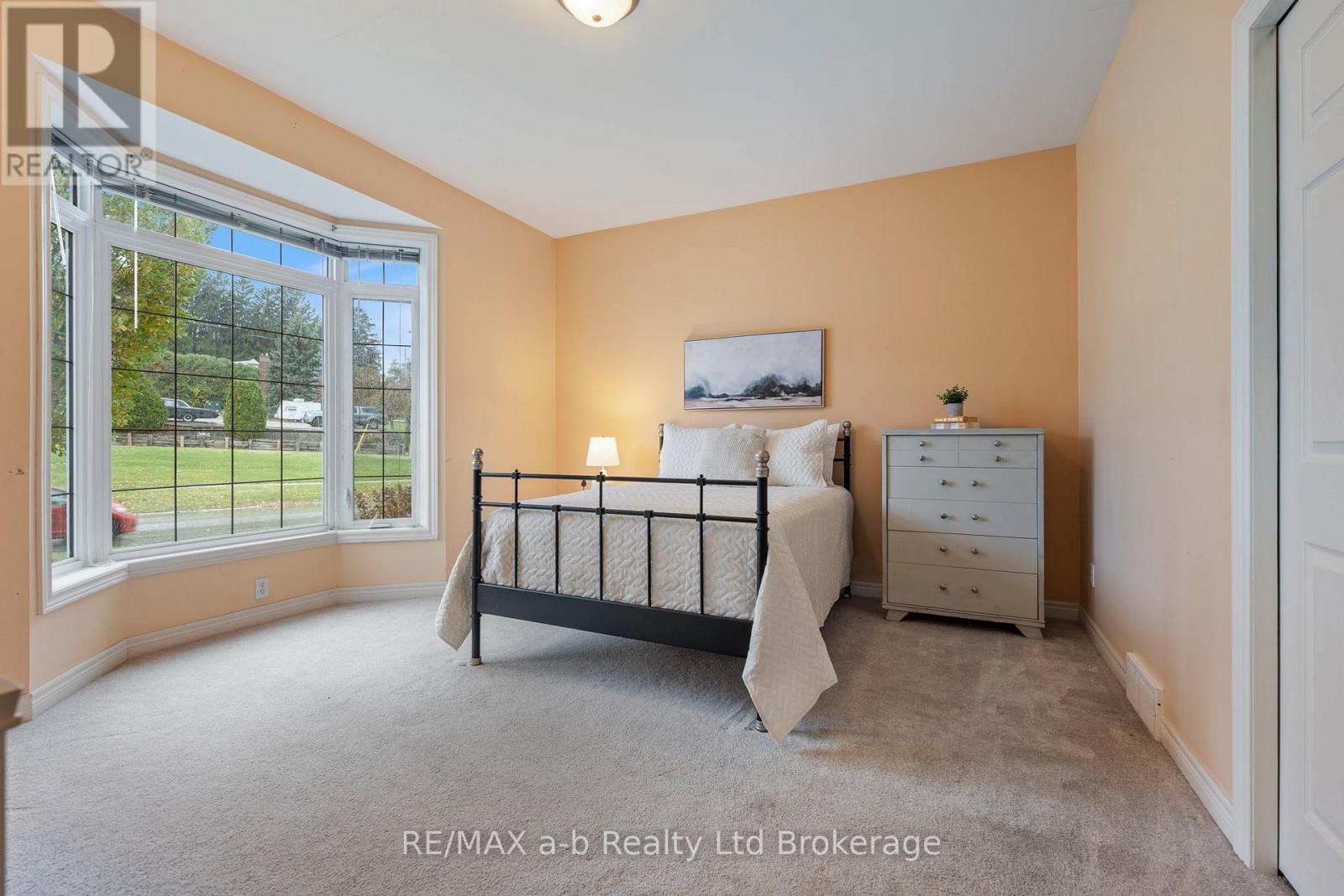 117 Ferguson Drive, Woodstock, Ontario N4V 1H4 - Photo 11 - X12514060