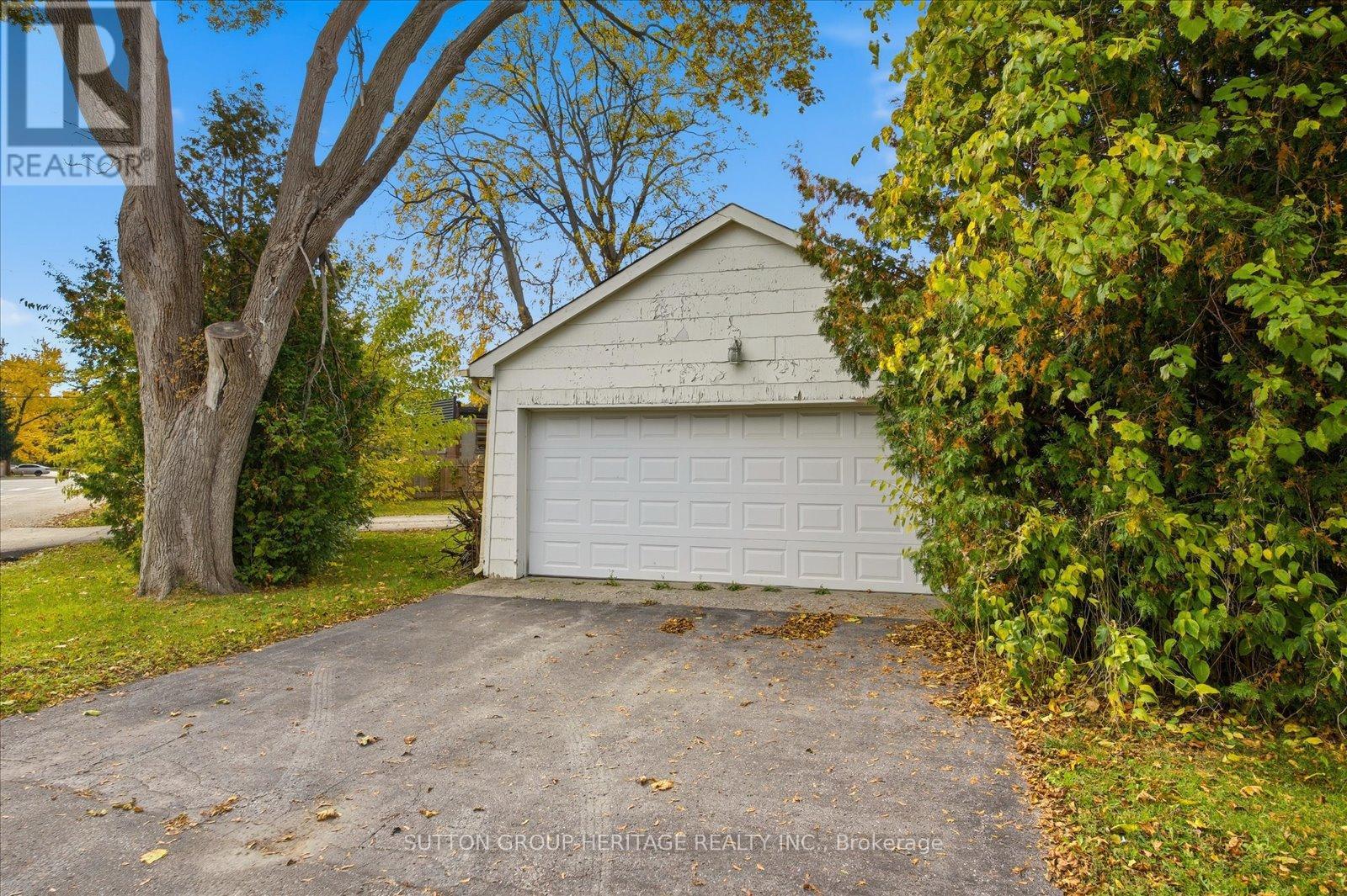 27 Old Kingston Road, Toronto, Ontario  M1E 3J6 - Photo 36 - E12513924