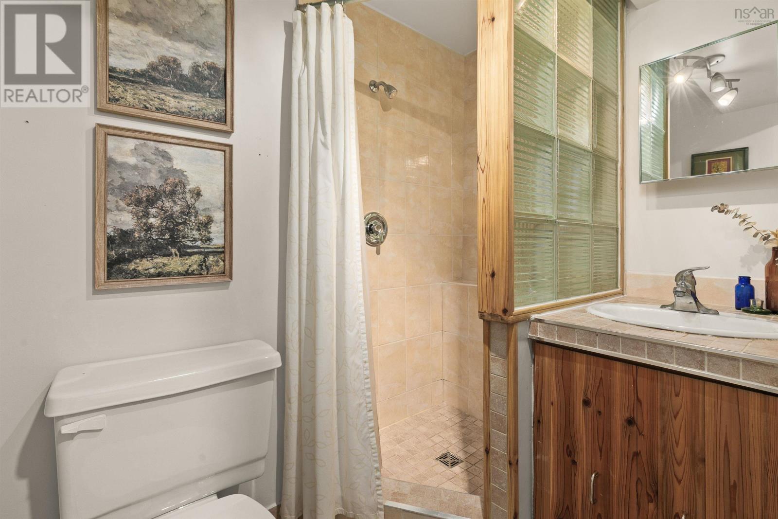 52 Victoria Road, Dartmouth, Nova Scotia  B2Y 2V9 - Photo 31 - 202527356