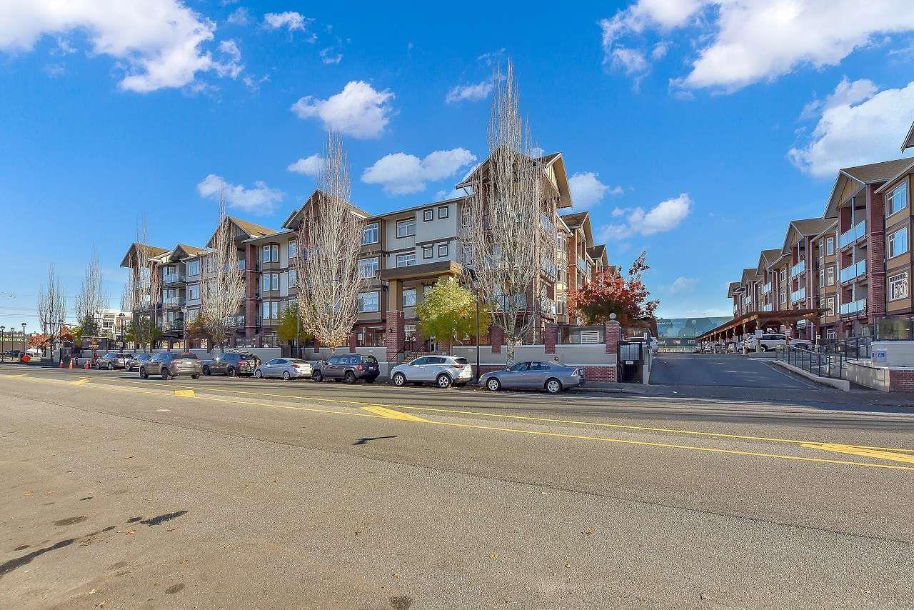 140 5660 201a Street, Langley, British Columbia V3A 0B4 - Photo 2 - R3063139