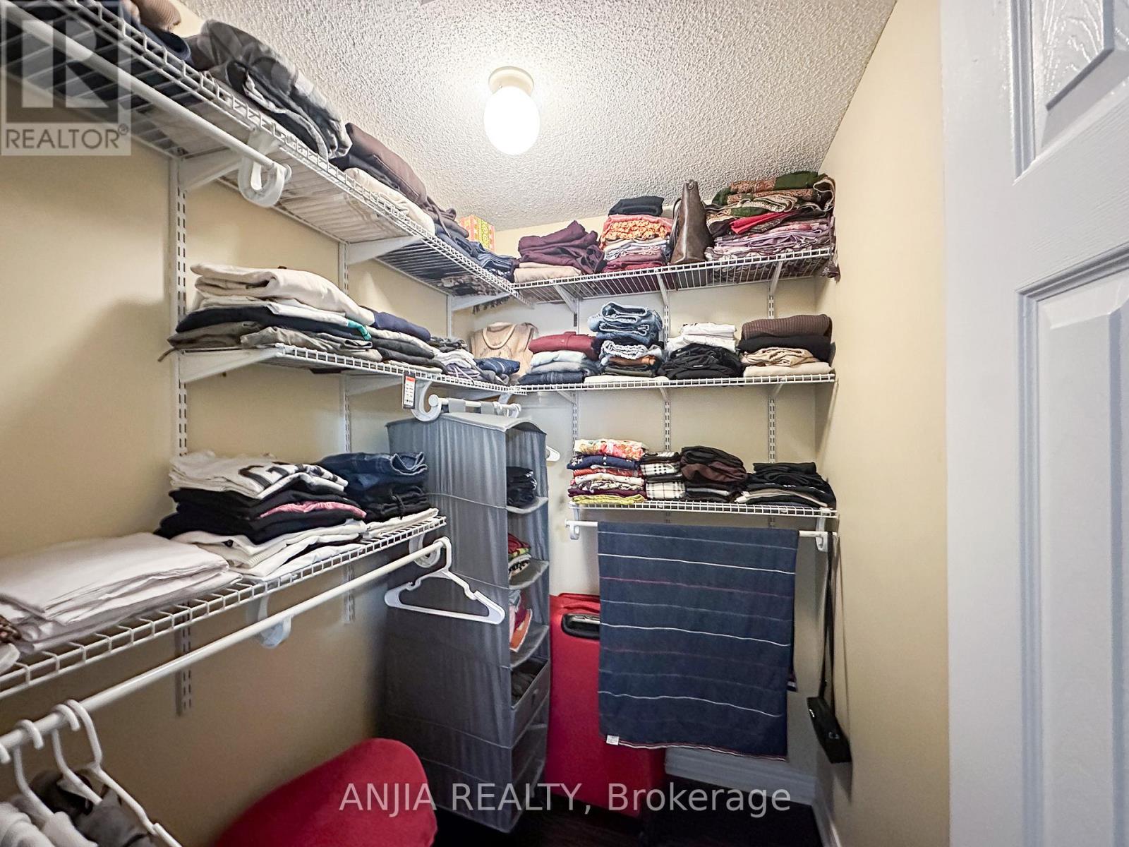 40 Cathmar Drive, Markham, Ontario  L6E 2H2 - Photo 17 - N12513944