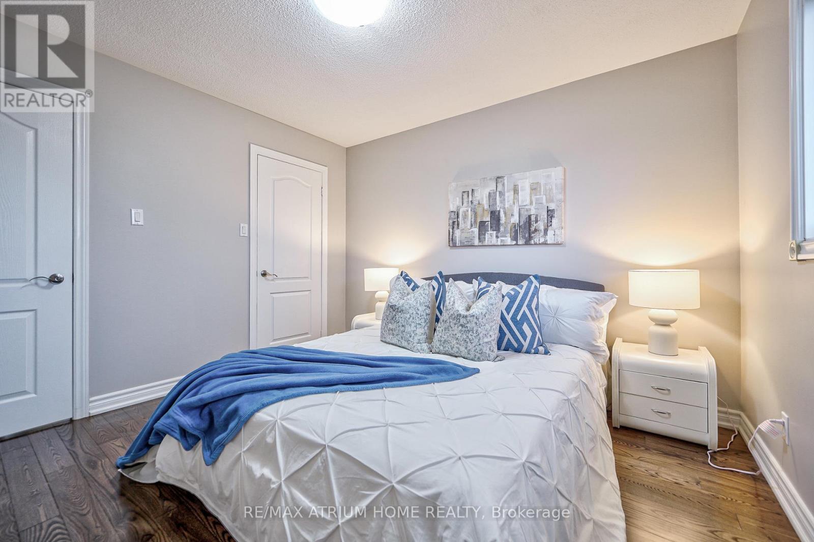 10 Olivewood Drive, Markham, Ontario  L3S 3E3 - Photo 35 - N12513958