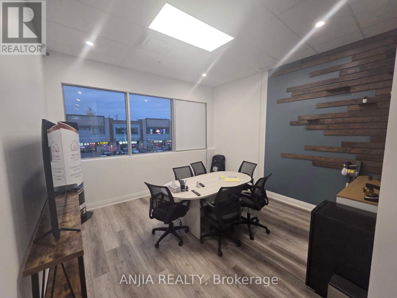 2091 - 28 South Unionville Avenue S, Markham, Ontario  L3R 4P9 - Photo 4 - N12513988