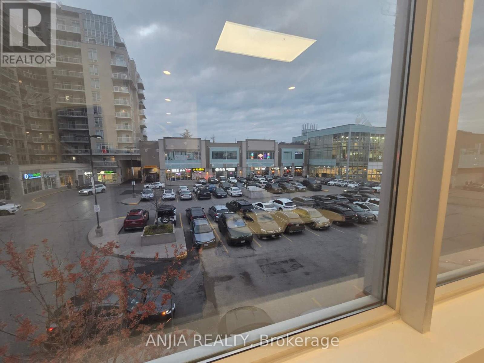 2091 - 28 South Unionville Avenue S, Markham, Ontario  L3R 4P9 - Photo 5 - N12513988