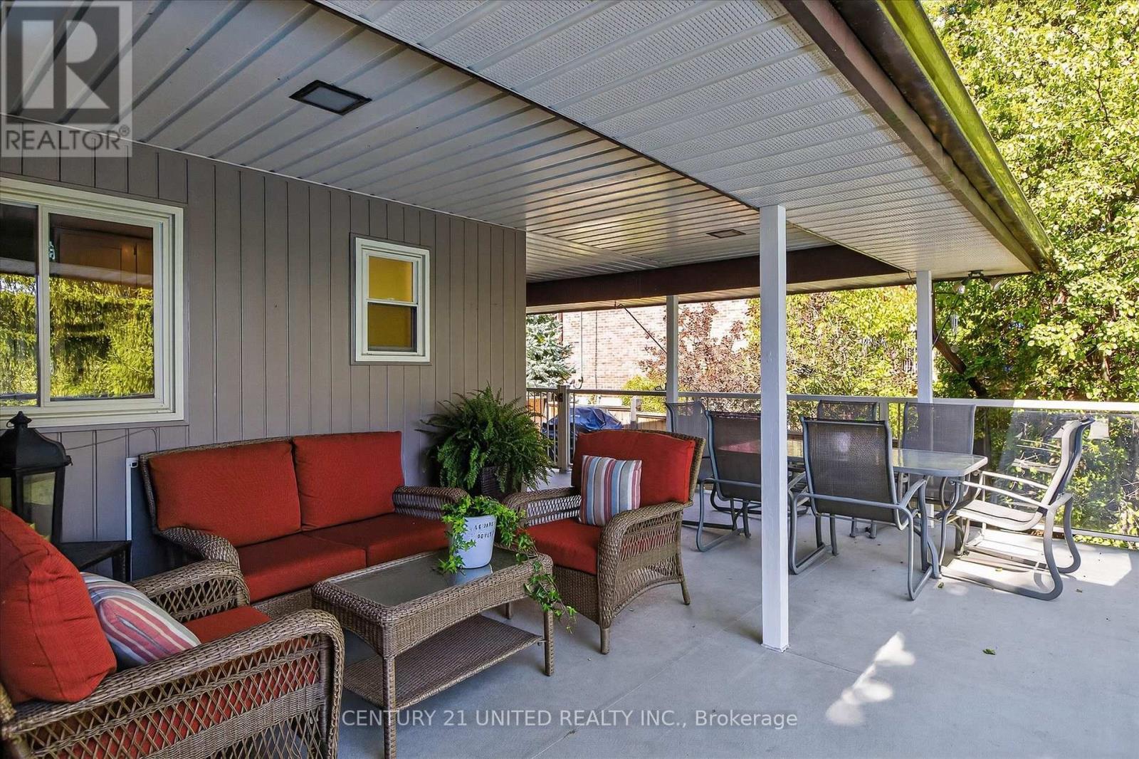 8 Oakwood Crescent, Peterborough, Ontario K9J 1N3 - Photo 26 - X12514050