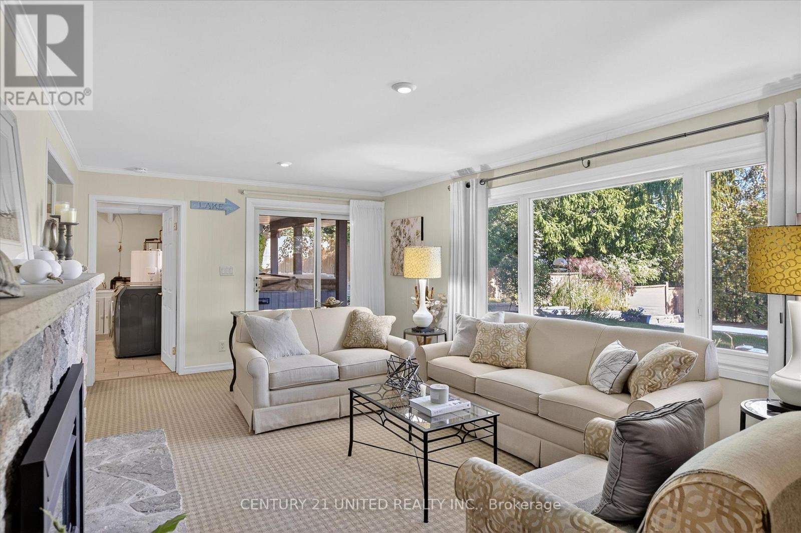 8 Oakwood Crescent, Peterborough, Ontario K9J 1N3 - Photo 27 - X12514050