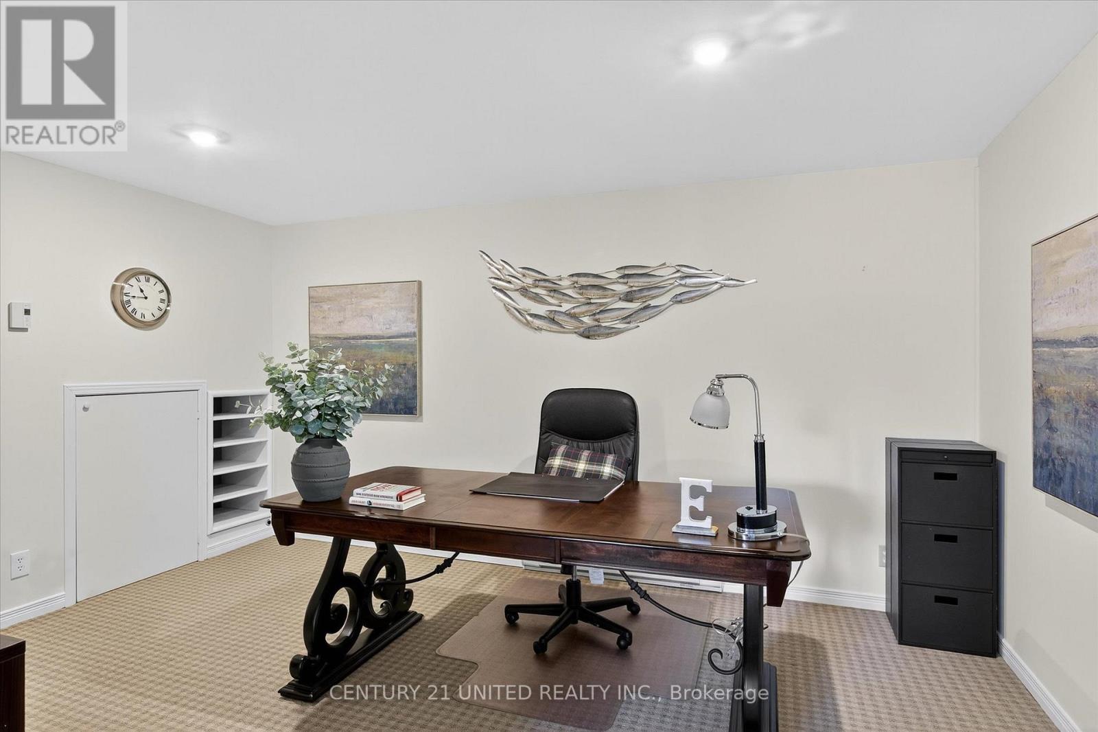 8 Oakwood Crescent, Peterborough, Ontario K9J 1N3 - Photo 31 - X12514050