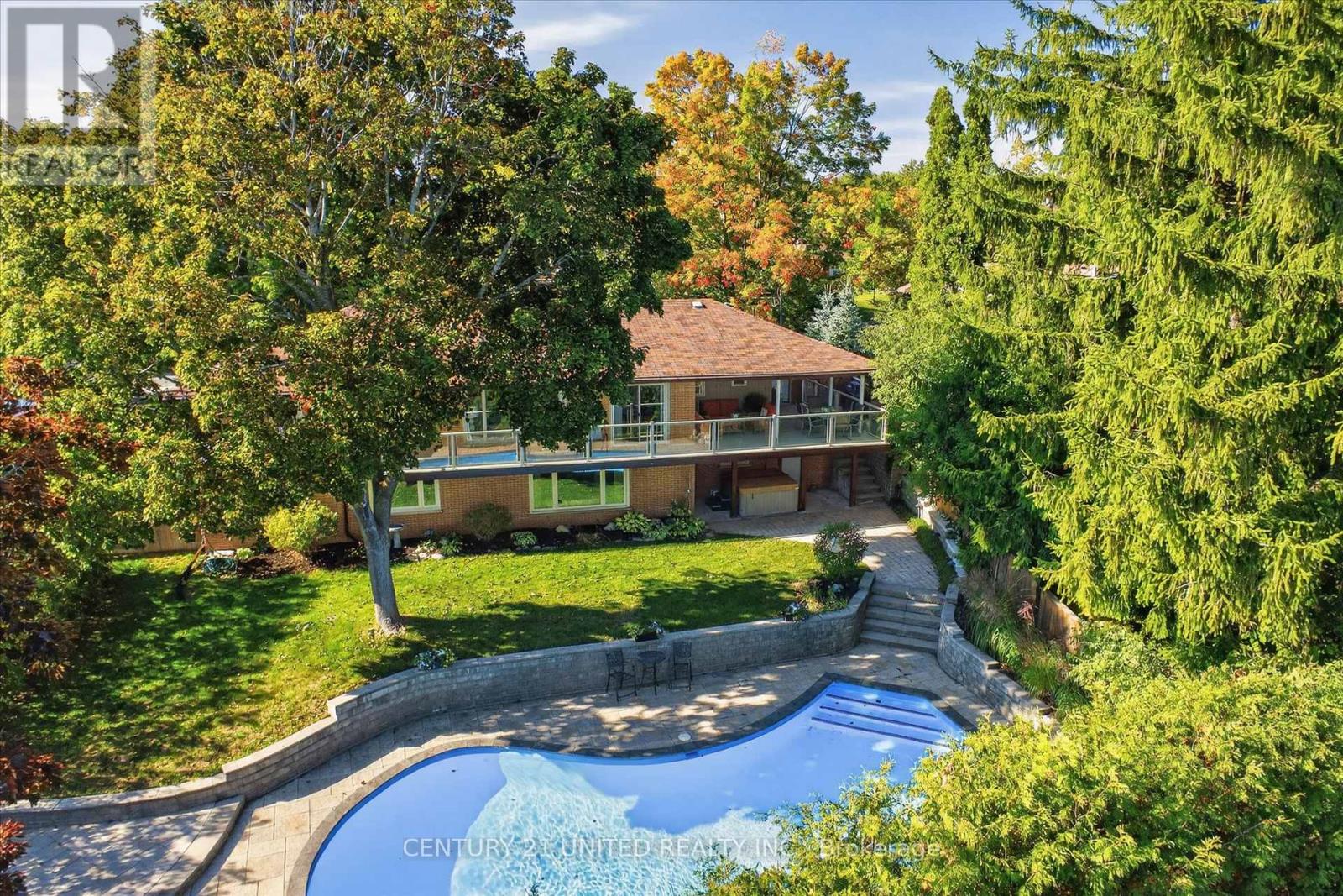 8 Oakwood Crescent, Peterborough, Ontario K9J 1N3 - Photo 43 - X12514050