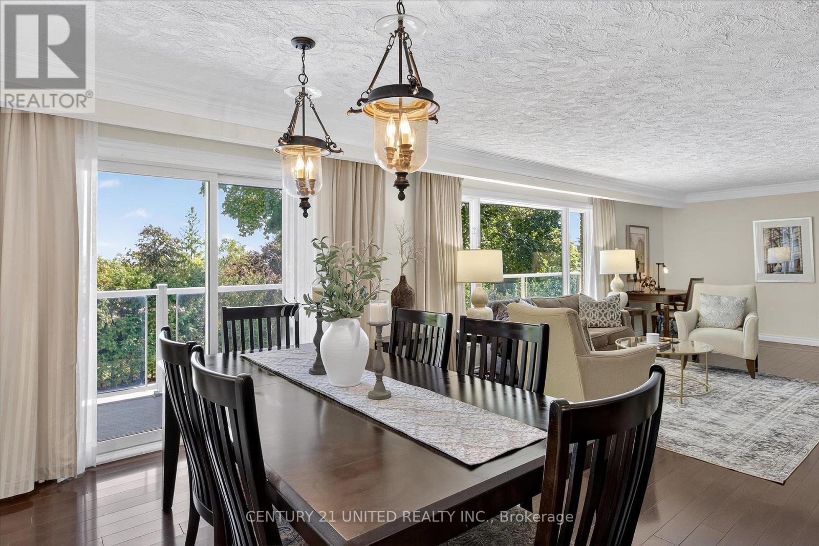 8 Oakwood Crescent, Peterborough, Ontario K9J 1N3 - Photo 9 - X12514050