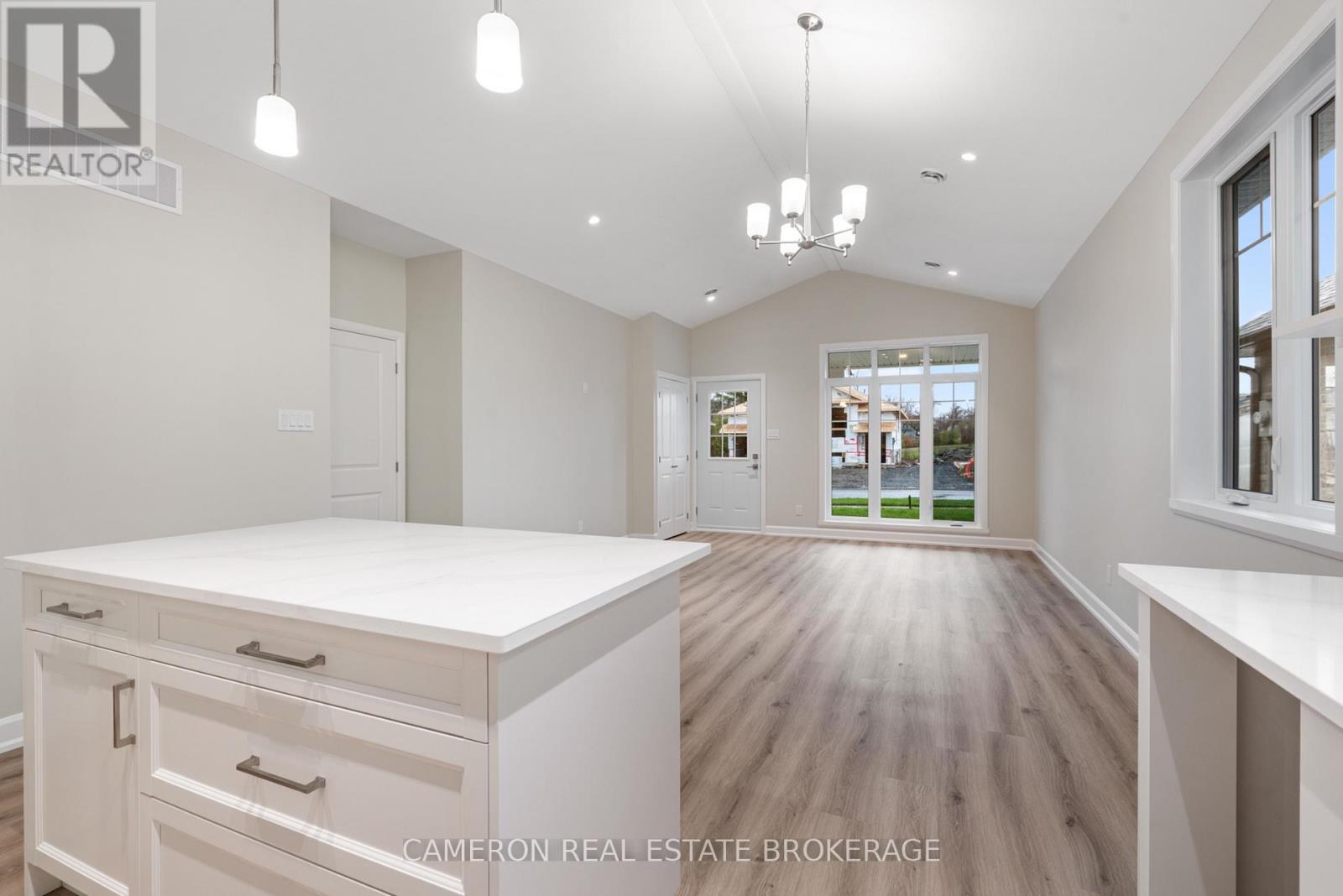 3149 Mauricy Street, Cornwall, Ontario  K6K 0A1 - Photo 7 - X12514168