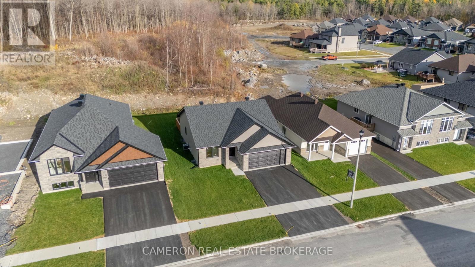 3153 Mauricy Street, Cornwall, Ontario K6K 0A1 - Photo 13 - X12514170