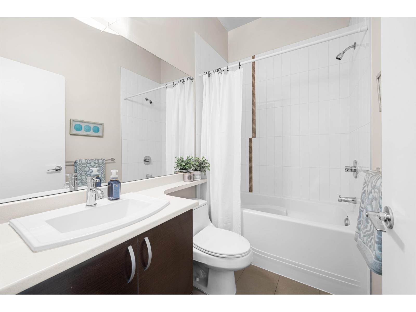 513 13728 108 Avenue, Surrey, British Columbia V3T 0G2 - Photo 12 - R3065183