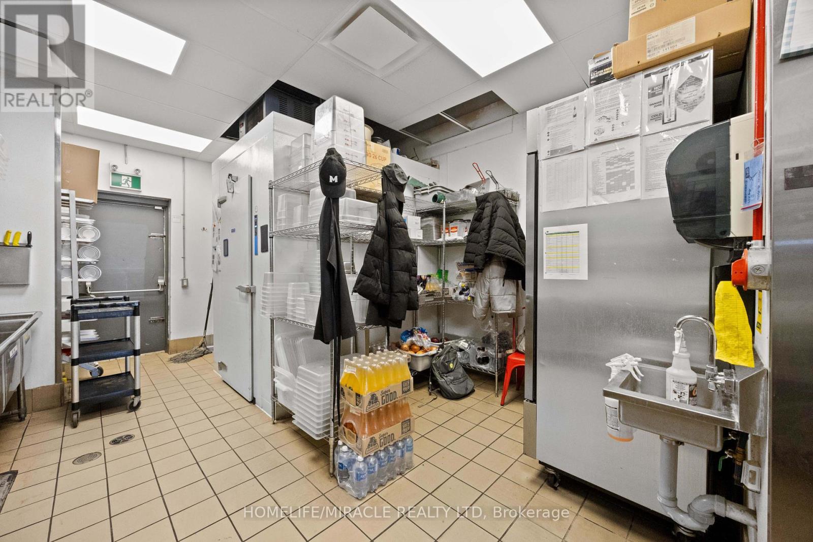 6 - 353 Duckworth Street, Barrie, Ontario  L4M 5C2 - Photo 14 - S12513842