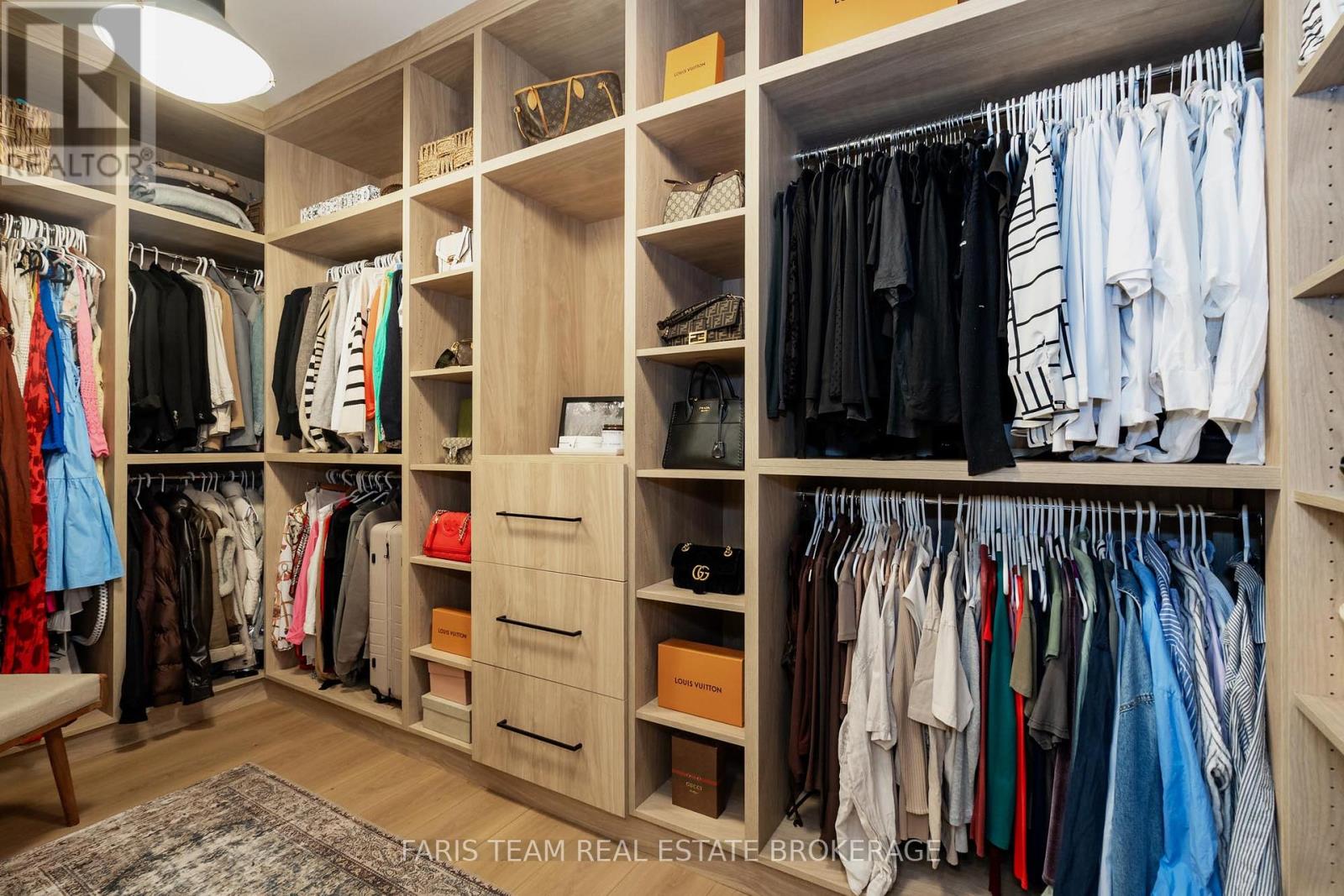 4 Sycamore Circle, Springwater, Ontario  L0L 2K0 - Photo 27 - S12513982