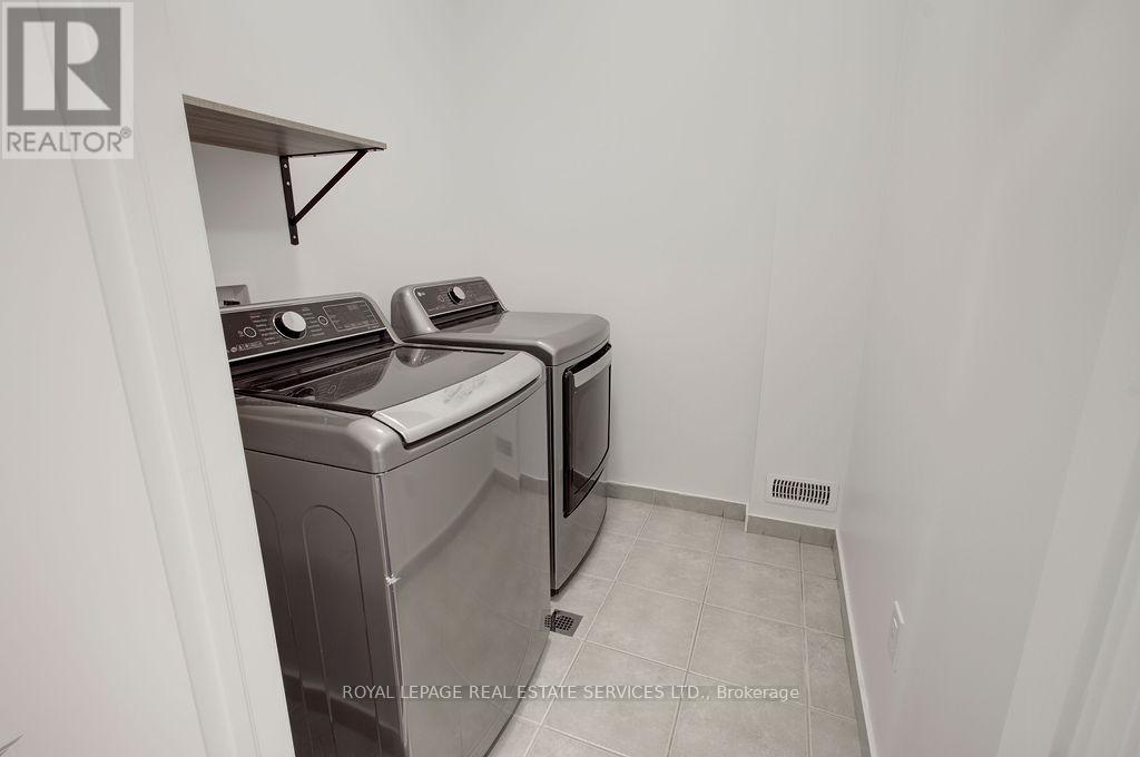 134 Zachary Crescent, Oakville, Ontario  L6H 0V5 - Photo 24 - W12513838