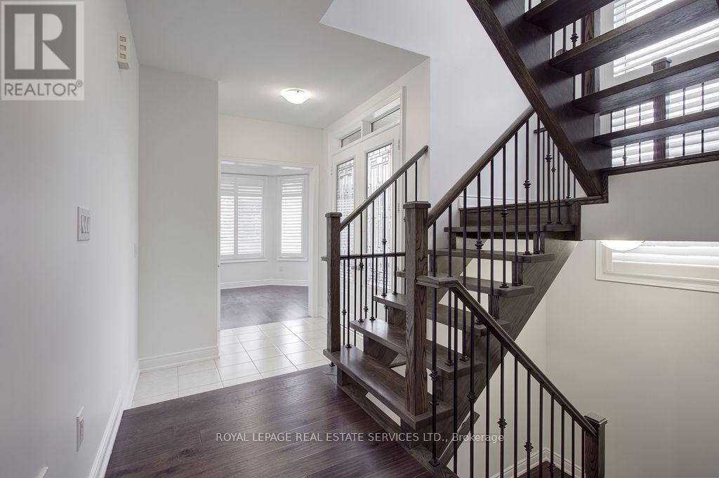 134 Zachary Crescent, Oakville, Ontario  L6H 0V5 - Photo 13 - W12513864