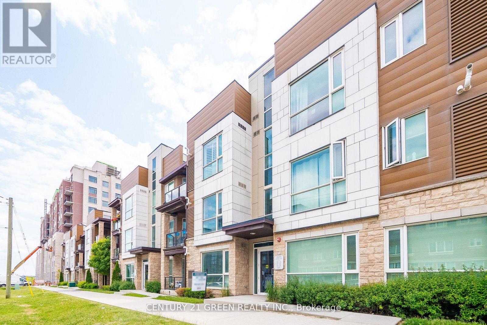 306 - 2370 Khalsa Gate, Oakville, Ontario L6M 1P5 - Photo 5 - W12513888