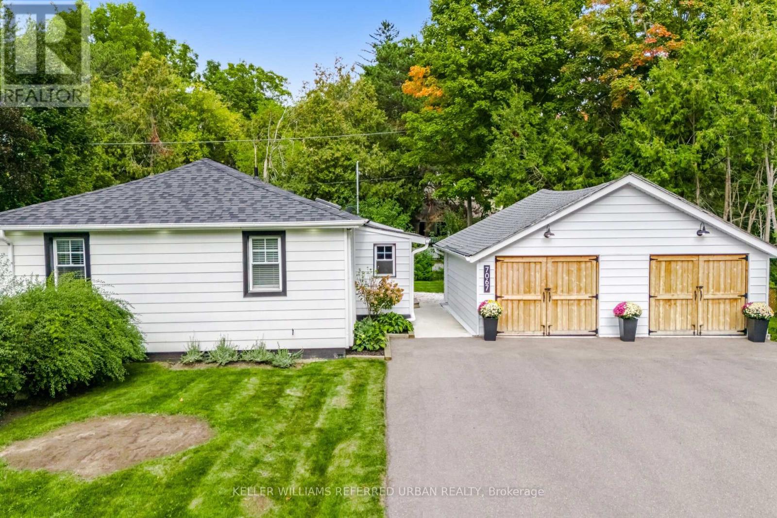 7067 OLD MILL LANE, Mississauga, Ontario