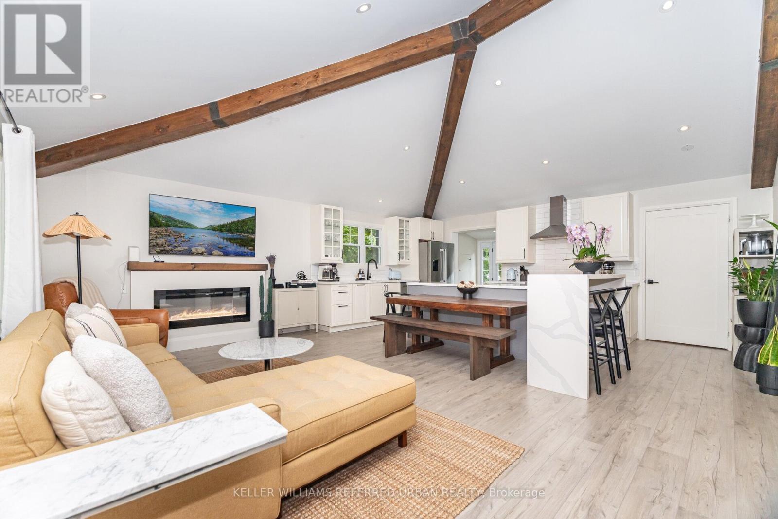 7067 Old Mill Lane, Mississauga, Ontario  L5W 1A1 - Photo 16 - W12513894