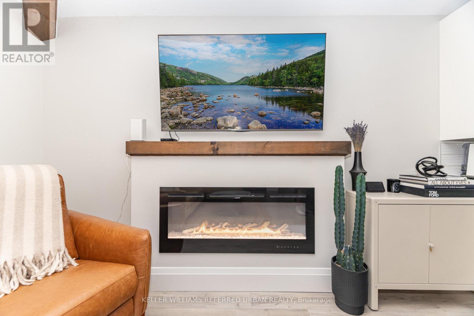 7067 Old Mill Lane, Mississauga, Ontario  L5W 1A1 - Photo 17 - W12513894