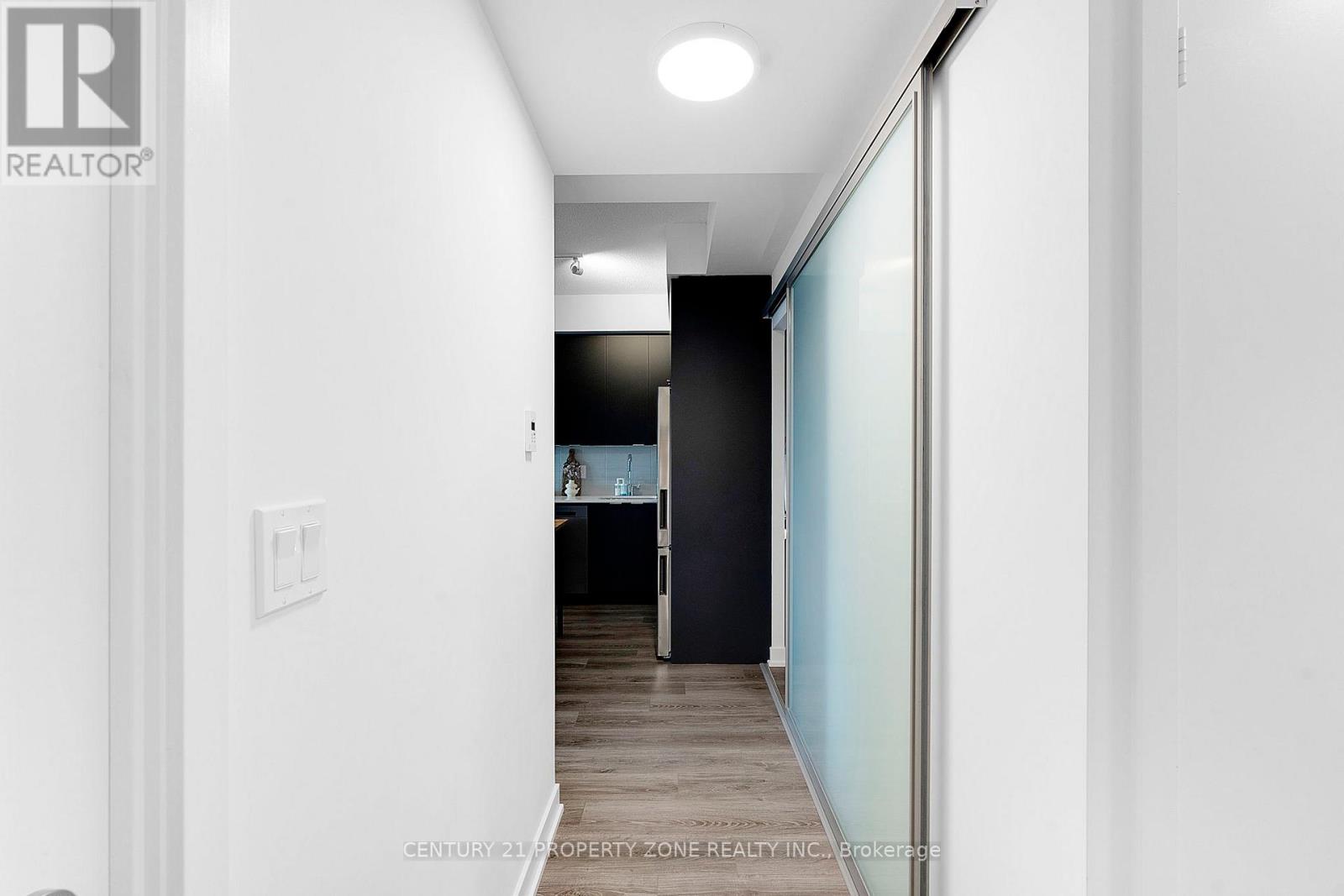 510 - 225 Malta Avenue, Brampton, Ontario  L6Y 4M5 - Photo 8 - W12513918